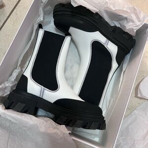 Ganni Chelsea Black and White Women's Boots